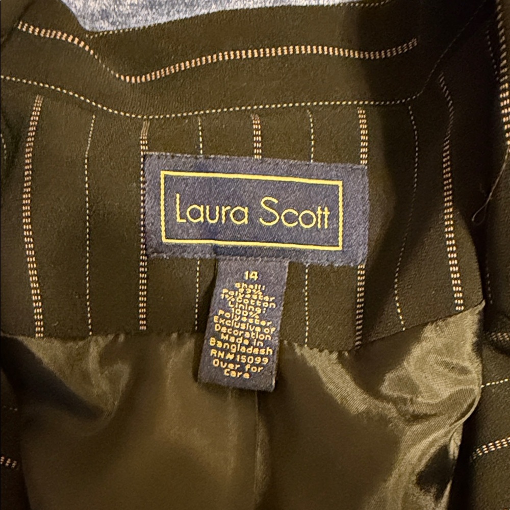 Laura Scott Black Striped Blazer - Picture 7 of 7